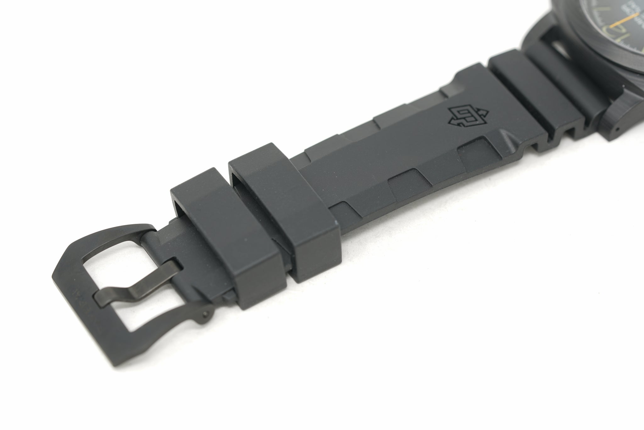 Panerai accordion rubber outlet strap