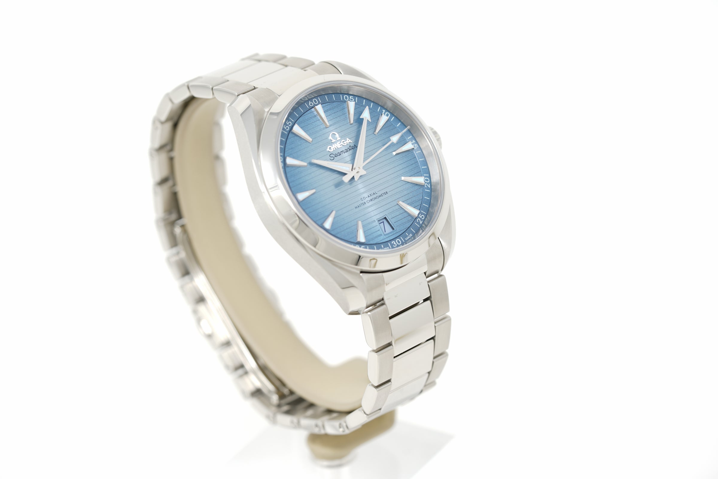 Pre-Owned Omega Seamaster Aqua Terra Summer Blue 220.10.41.21.03.005