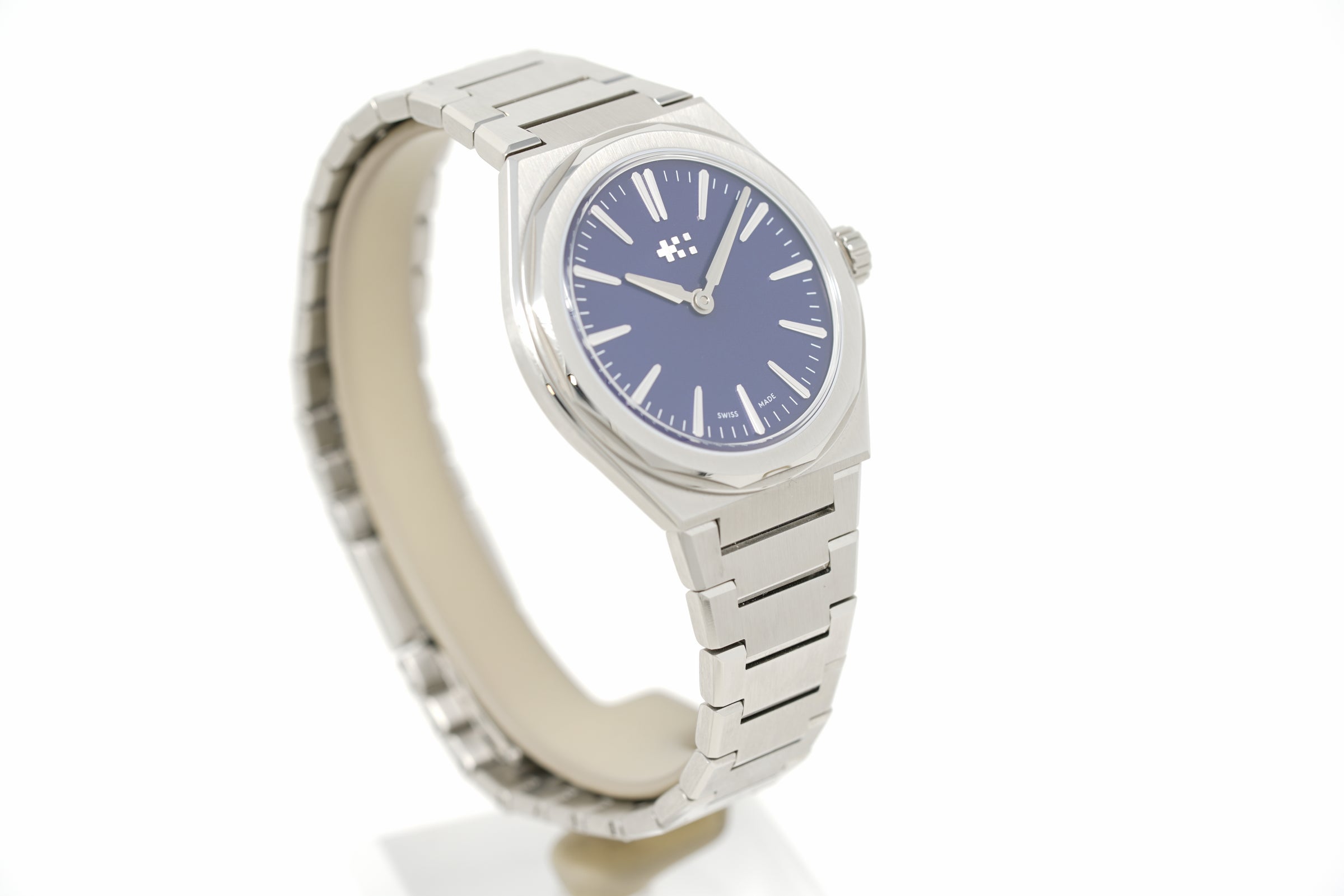 Pre-Owned Christopher Ward C12 Twelve 660 38mm Blue C12-38H2H1-S00B0