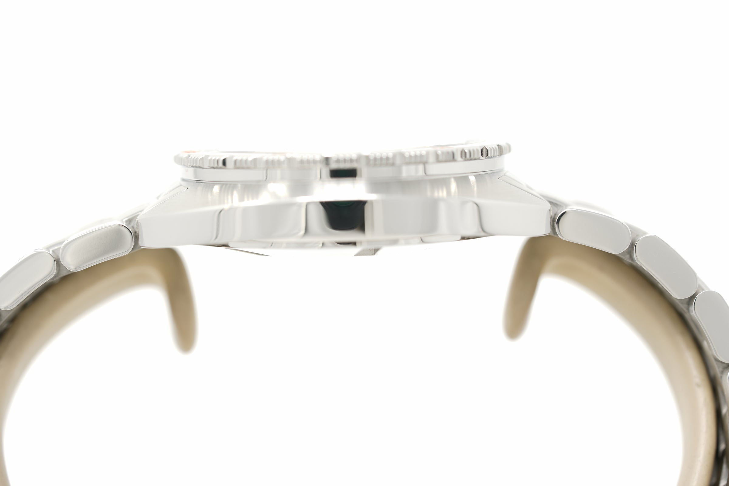 Pre-Owned Doxa SUB 200T Sharkhunter 804.10.101S.10