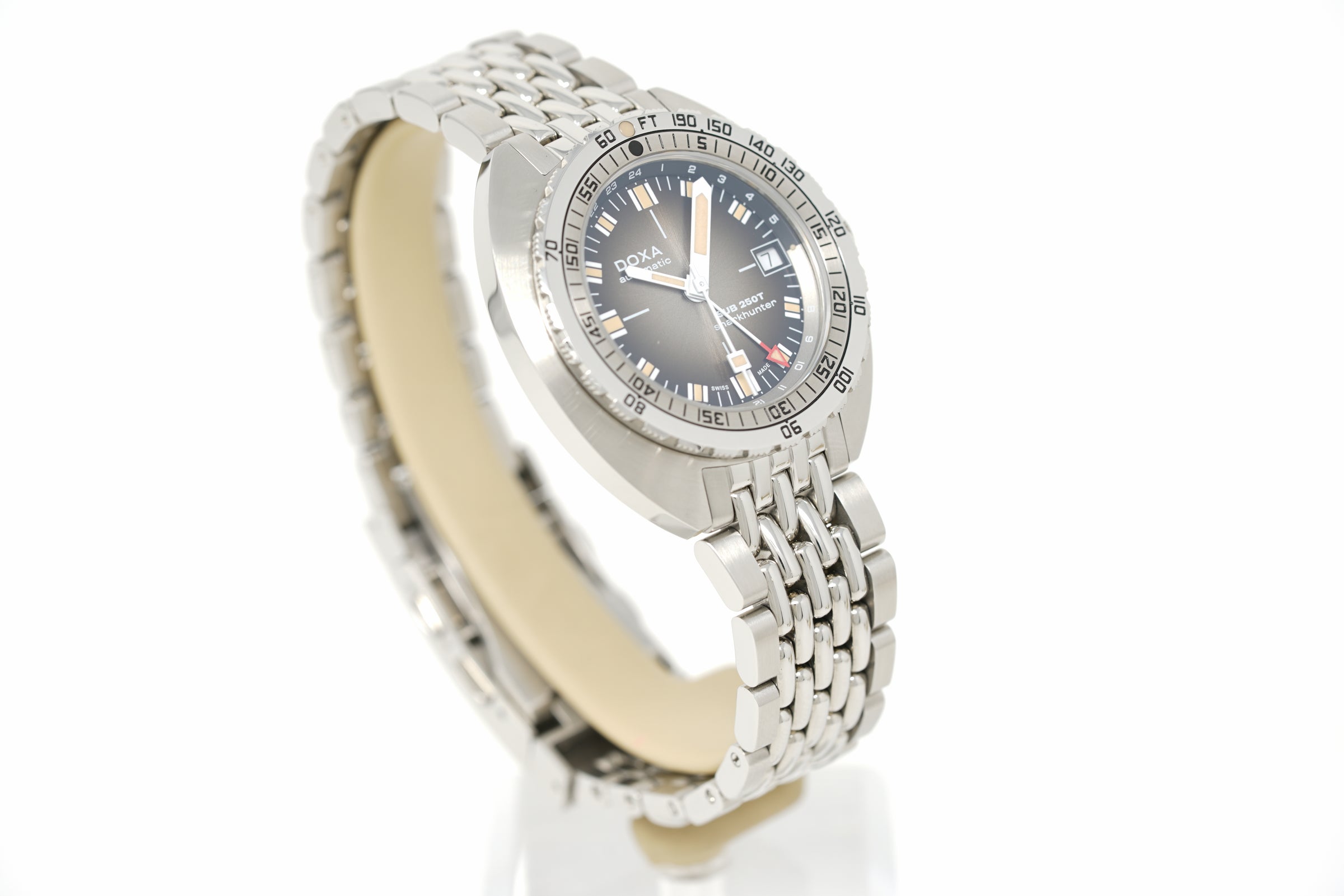 Pre-Owned Doxa SUB 250T GMT Sharkhunter Vintage 855.10.101V.10