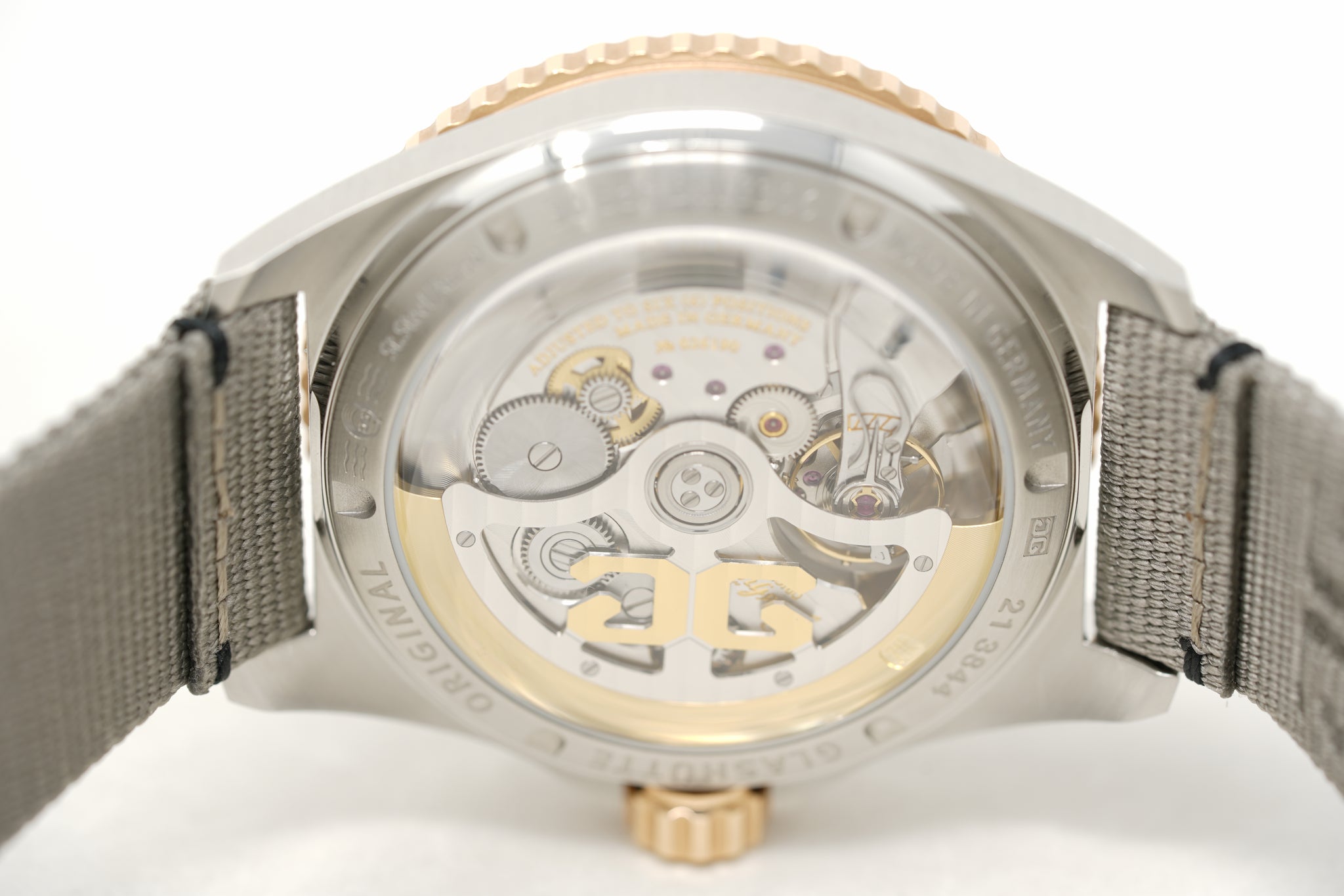 pre owned santos de cartier watch