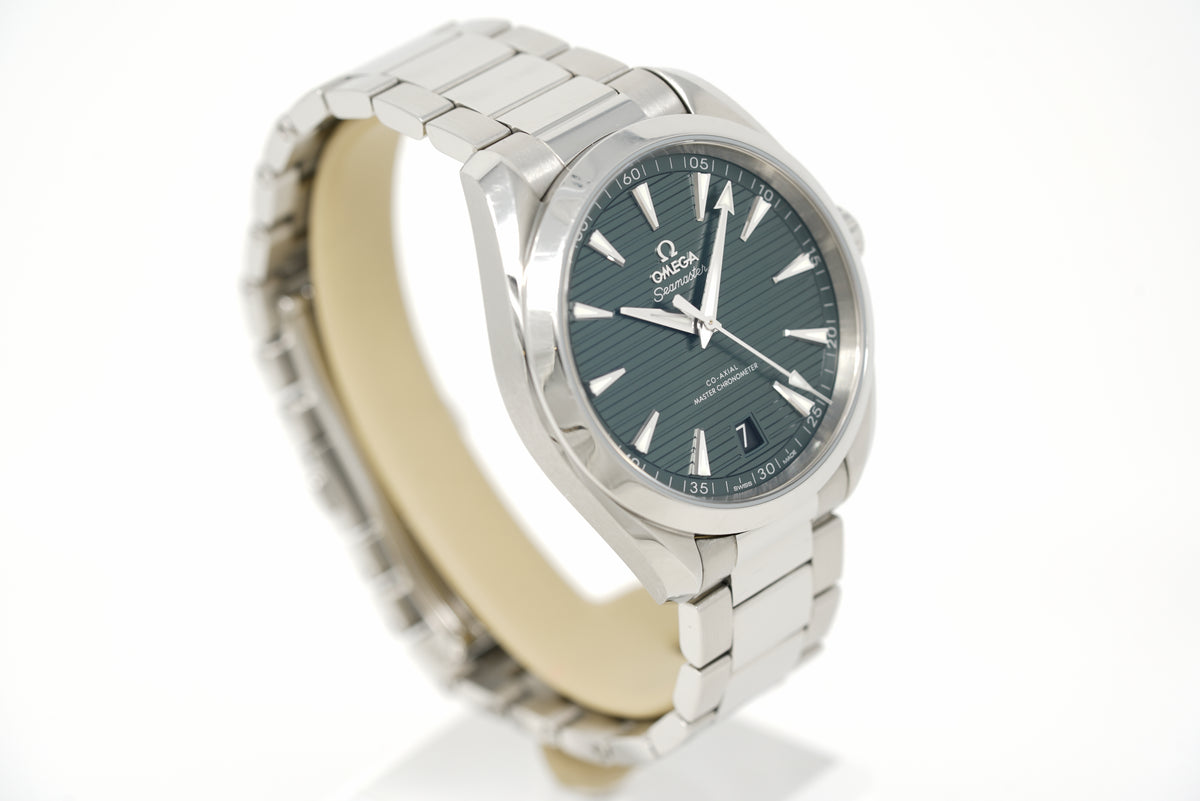 Pre-Owned Omega Seamaster Aqua Terra 220.10.41.21.10.001