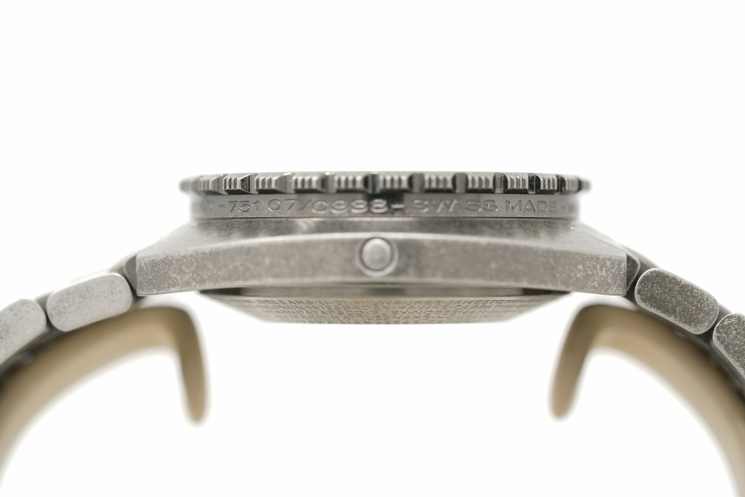 Pre-Owned Doxa SUB 300T Clive Cussler 840.80.031.15
