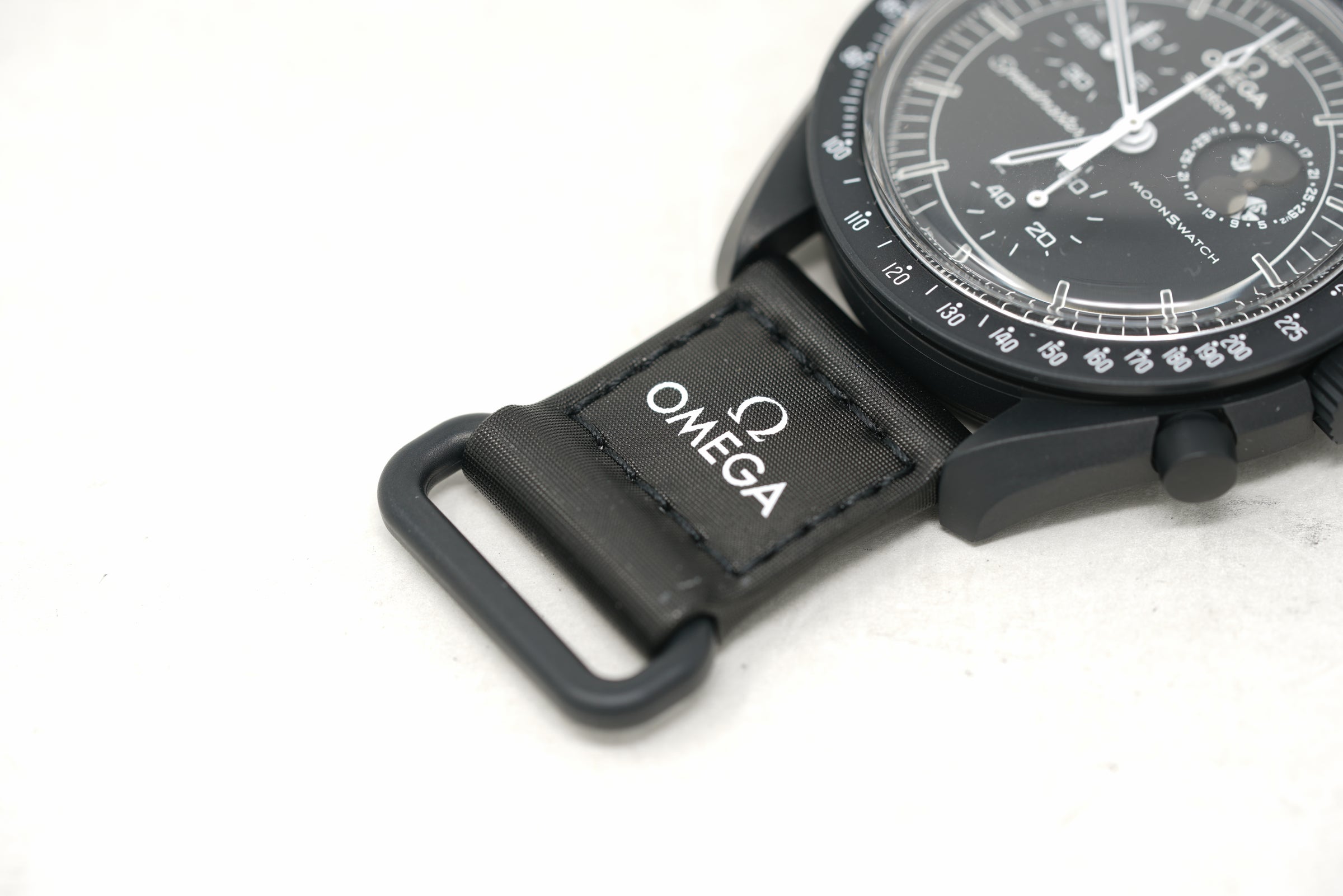 Pre-Owned Swatch x Omega MoonSwatch Mission to the Moonphase 'New Moon' SO33B700