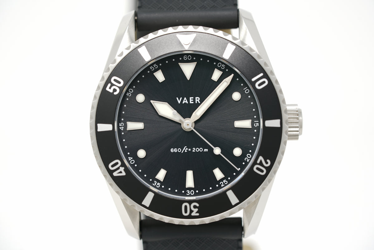 Pre-Owned Vaer DS4 Meridian Solar Diver Black 38mm - Small