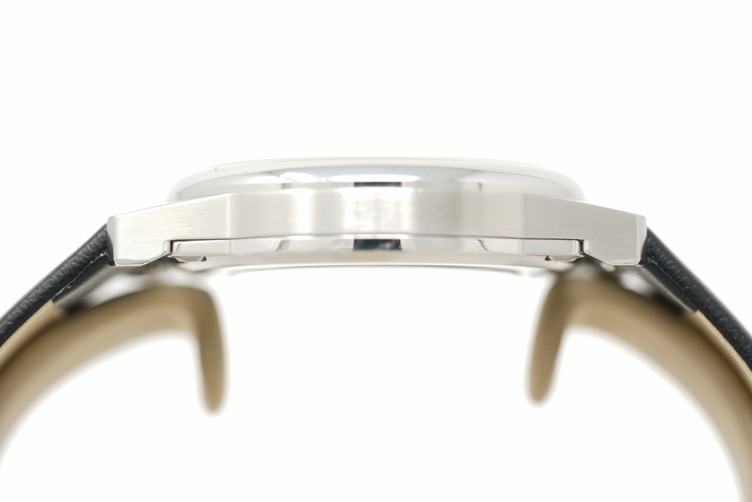 Pre-Owned Weiss 38mm Automatic Standard Issue Field with Date White