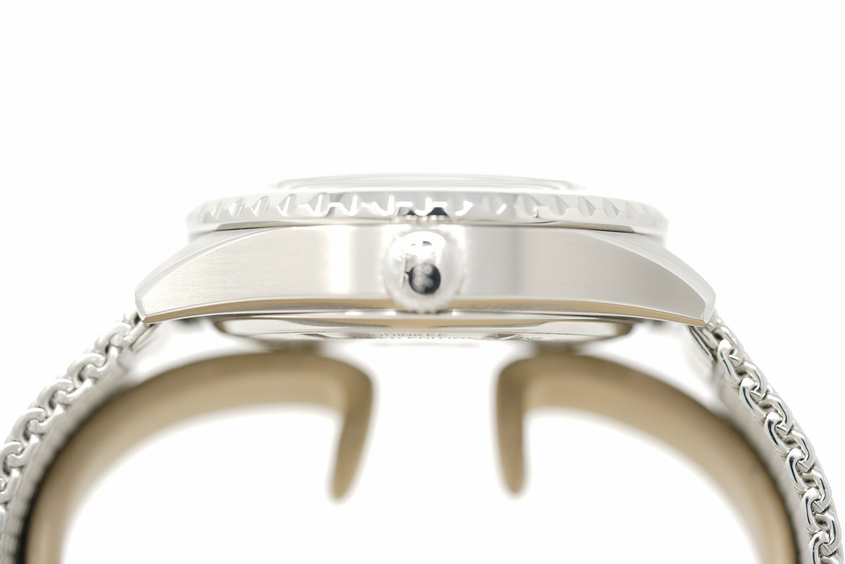 Pre-Owned Mido x Hodinkee Ocean Star GMT Limited M026.829.11.051.00