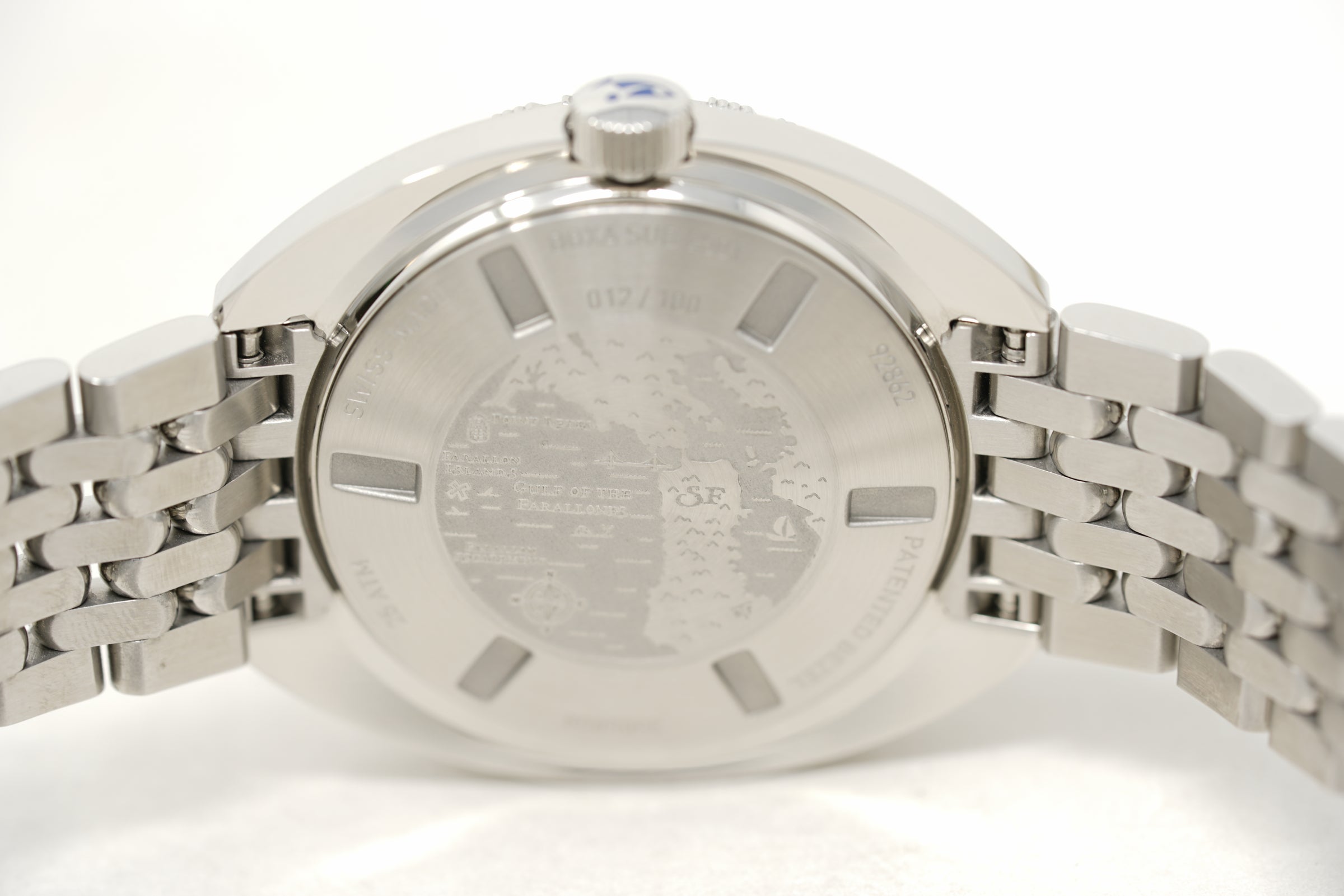 Pre-Owned Doxa SUB 250T GMT 'Great White' Topper Edition 855.10.011.10-SE9