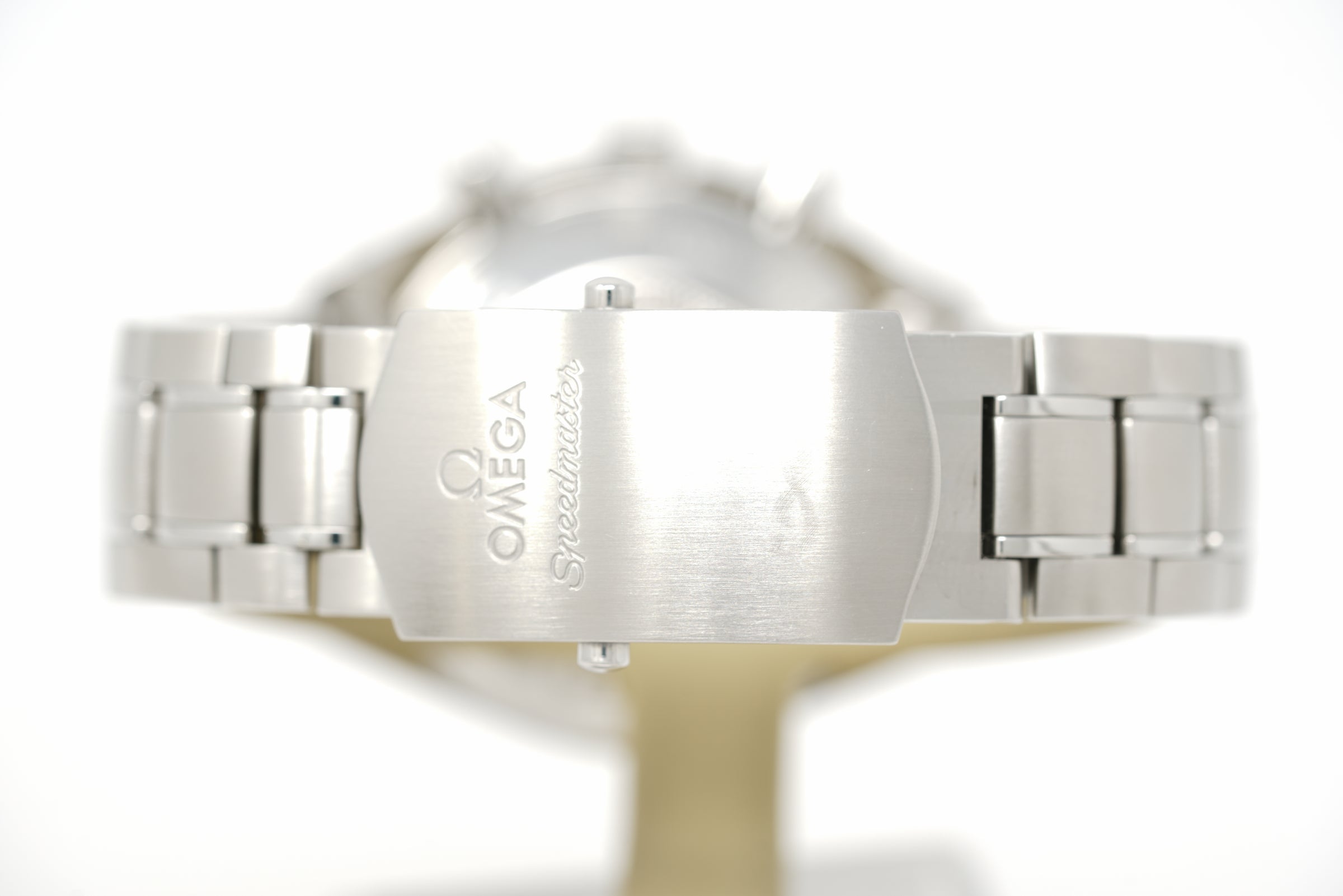 Pre-Owned Omega Speedmaster Racing 326.30.40.50.06.001