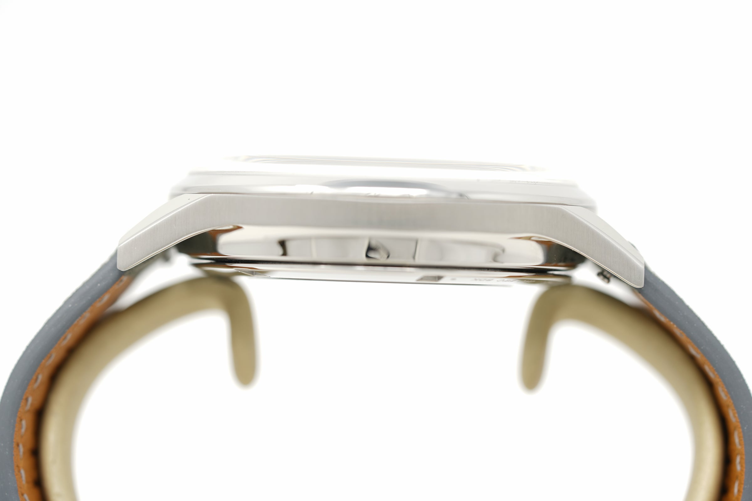 Pre-Owned Mido Multifort Patrimony M040.407.16.040.00