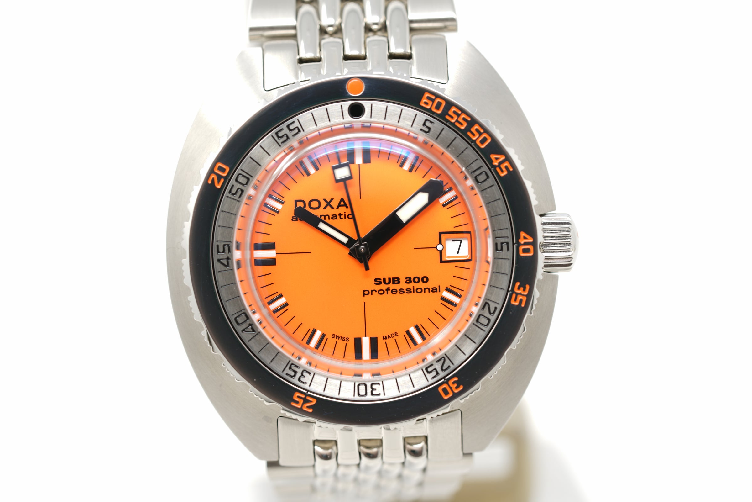Pre-Owned Doxa Sub 300 Professional 821.10.351.10