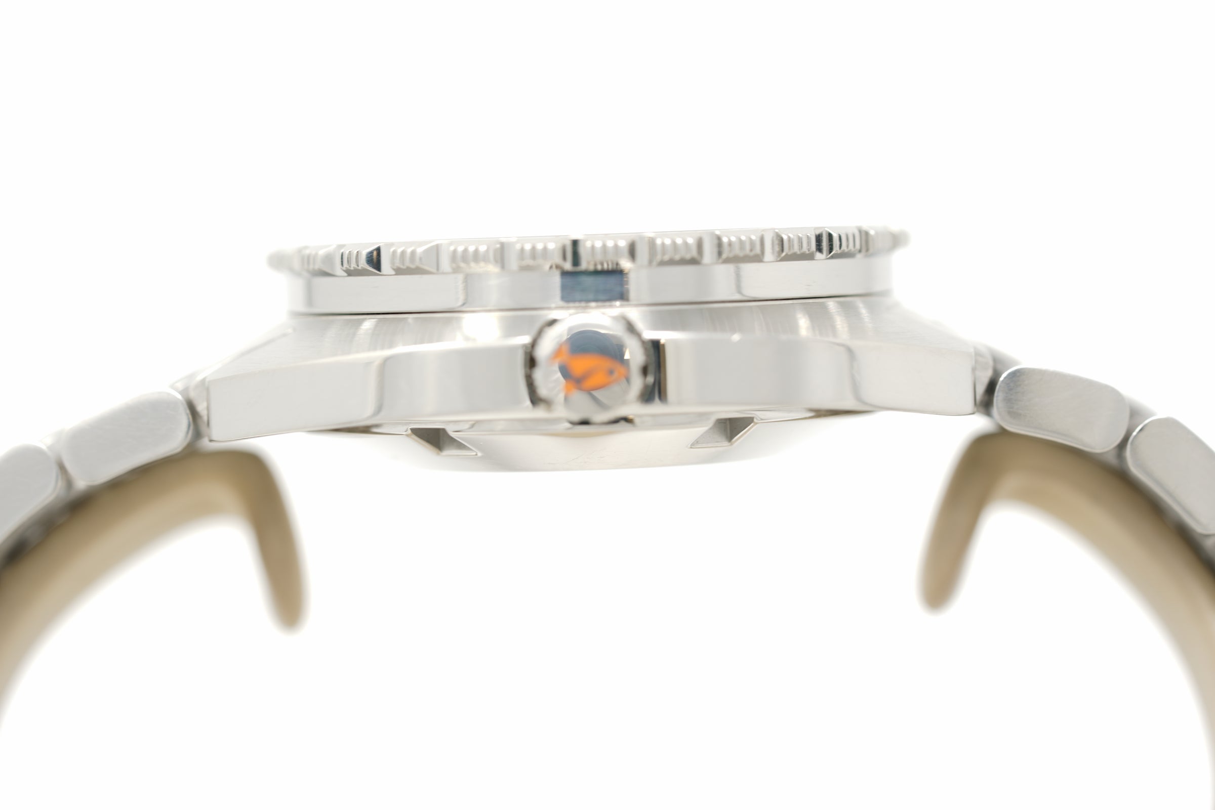 Pre-Owned Doxa SUB 300T Professional 840.10.351.10