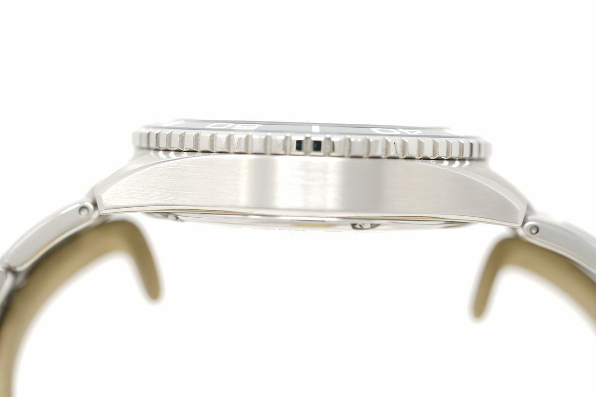 Pre-Owned Mido Ocean Star 200C M042.430.11.081.00