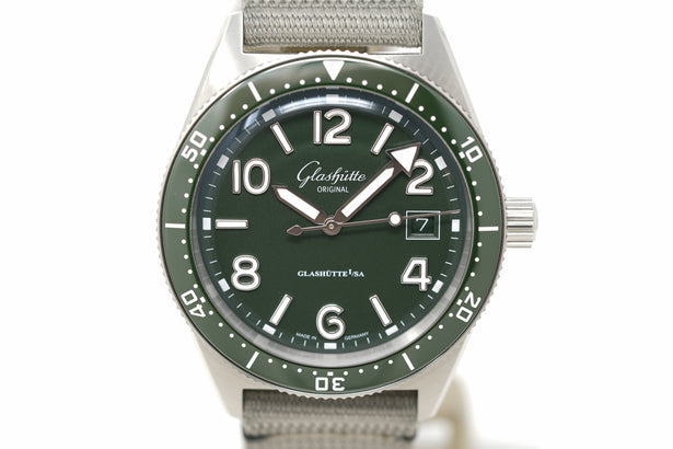 Pre-Owned Glashütte Original SeaQ 1-39-11-13-83-34