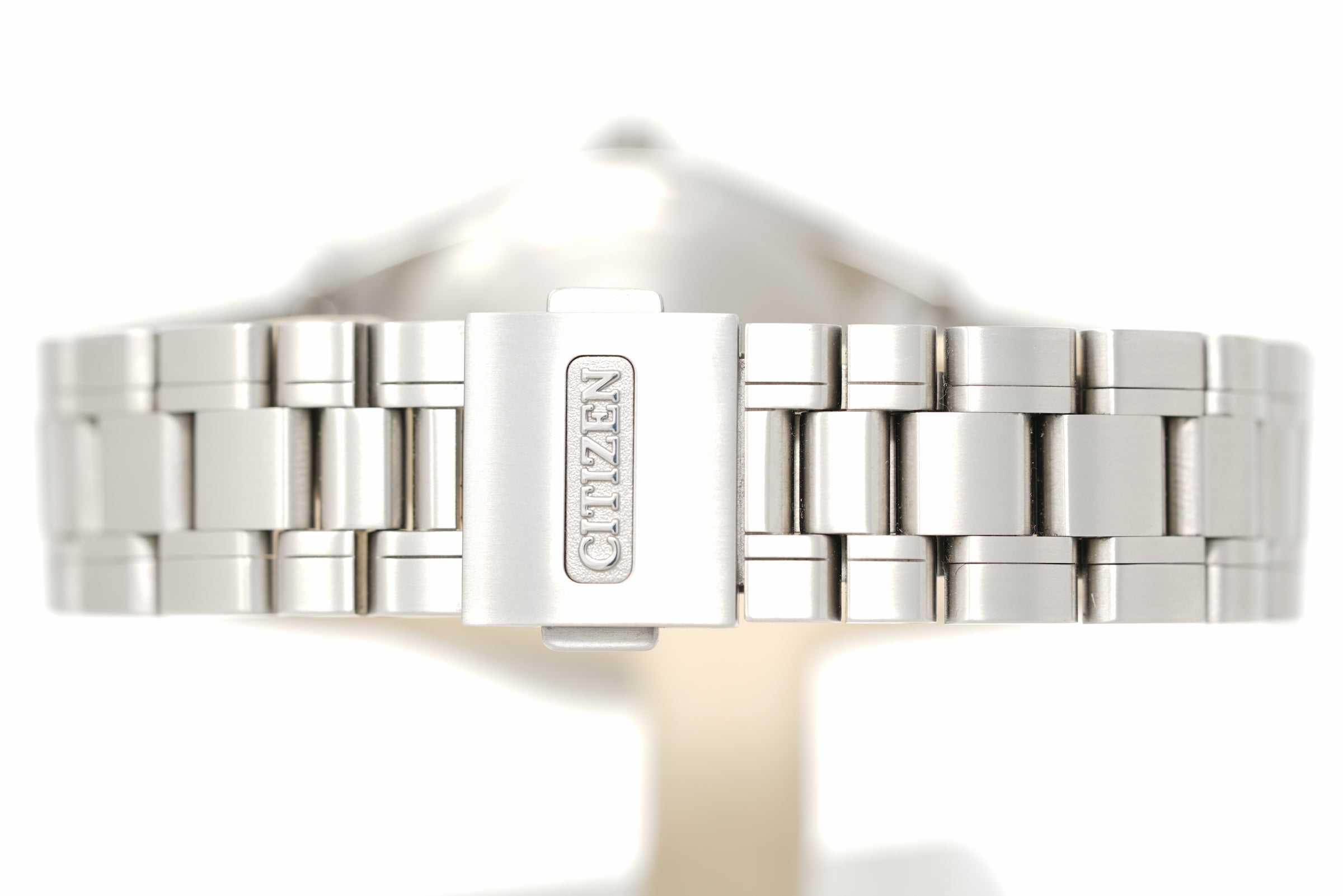 Pre-Owned Citizen The Citizen Super Titanium™ Limited AQ4100-65L