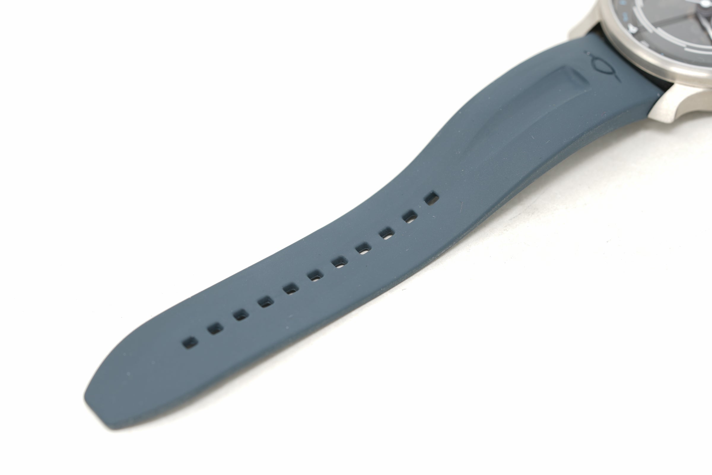 Pre-Owned Ming 37.11 Odyssey - Strap