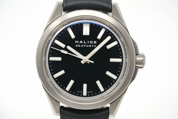 Pre-Owned Halios Seaforth IV Titanium Black Dial