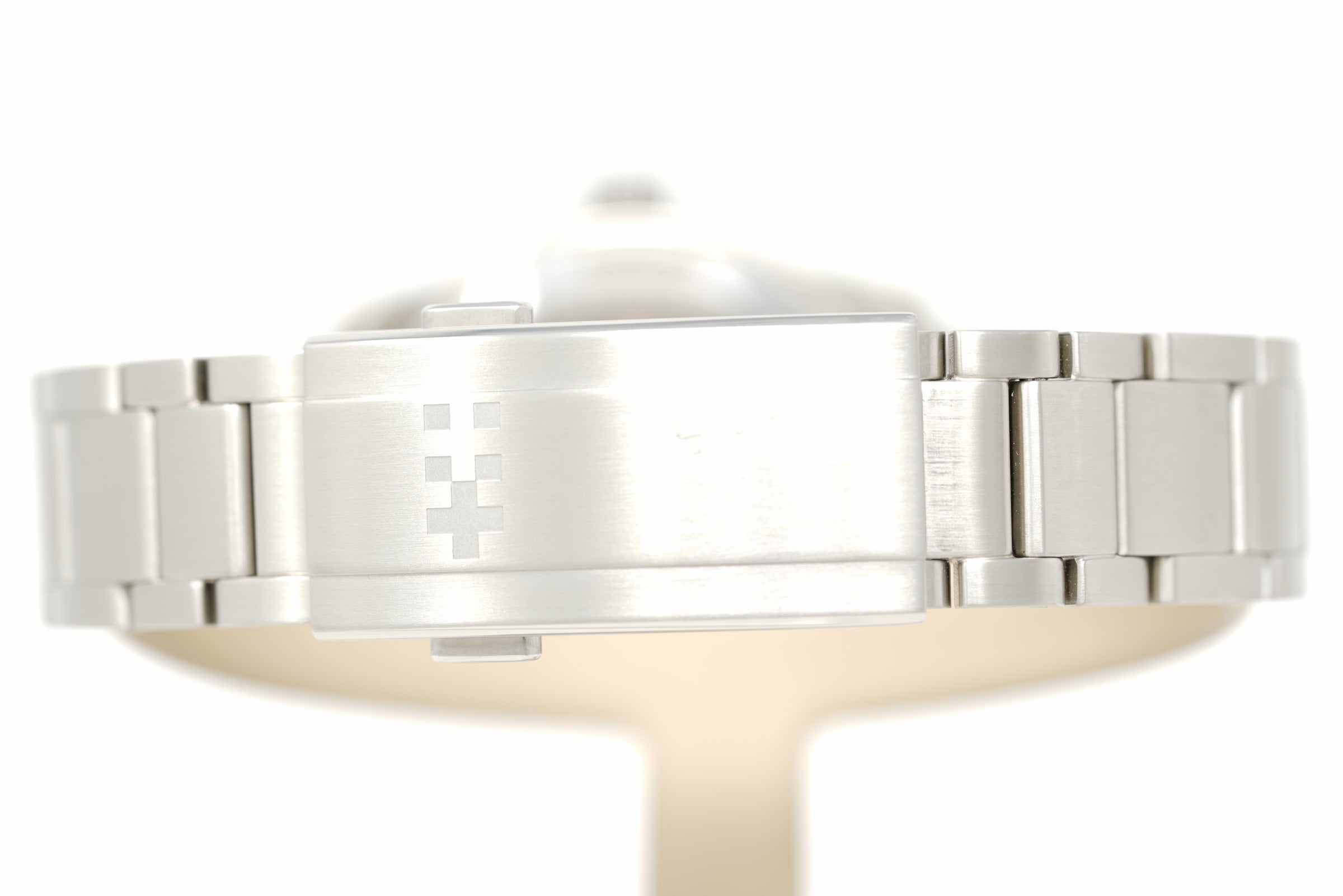 Pre-Owned Christopher Ward C63 Sealander GMT 36 White C63-36AGM3-S00W0