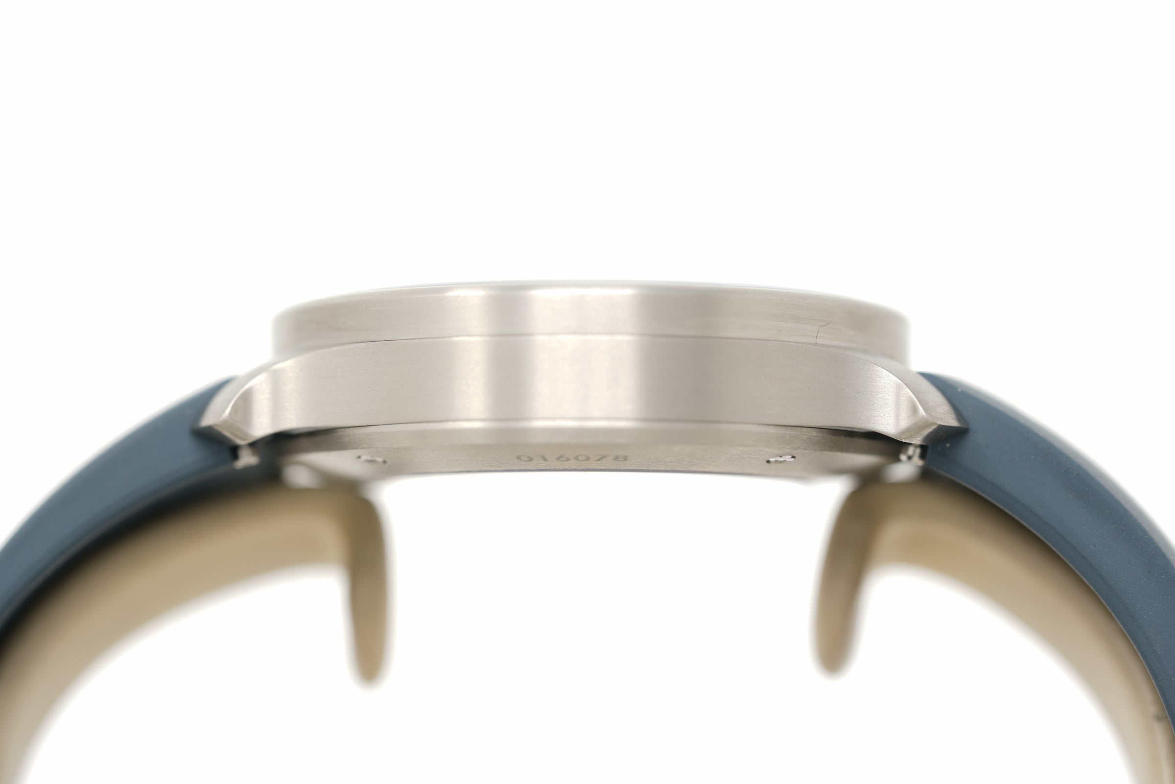 Pre-Owned Ming 37.11 Odyssey - Strap