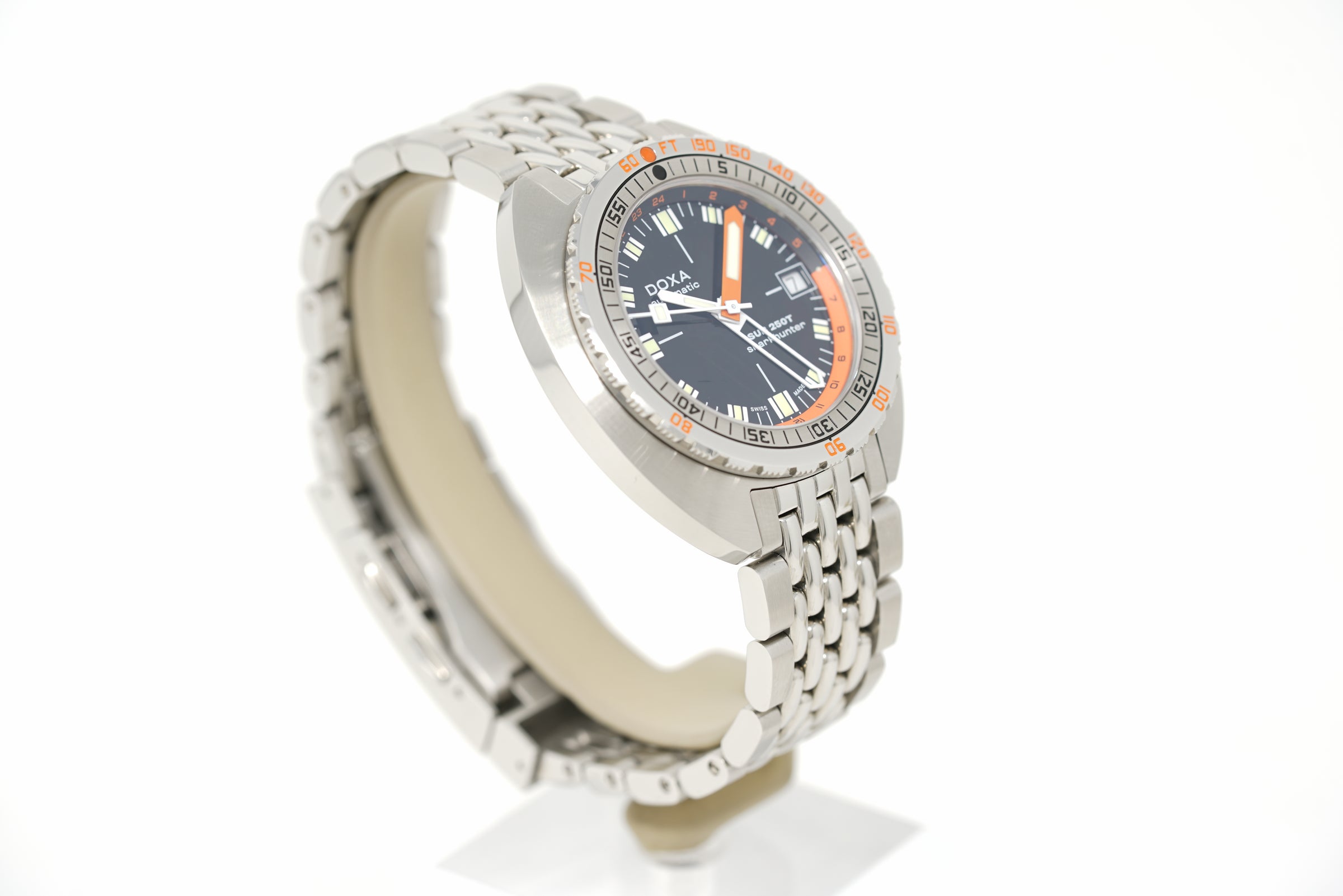 Pre-Owned Doxa SUB 250T GMT Sharkhunter 855.10.101.10