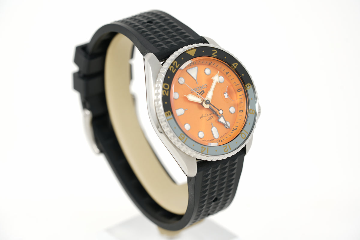 Pre-Owned Seiko 5 Sports SKX GMT SSK005