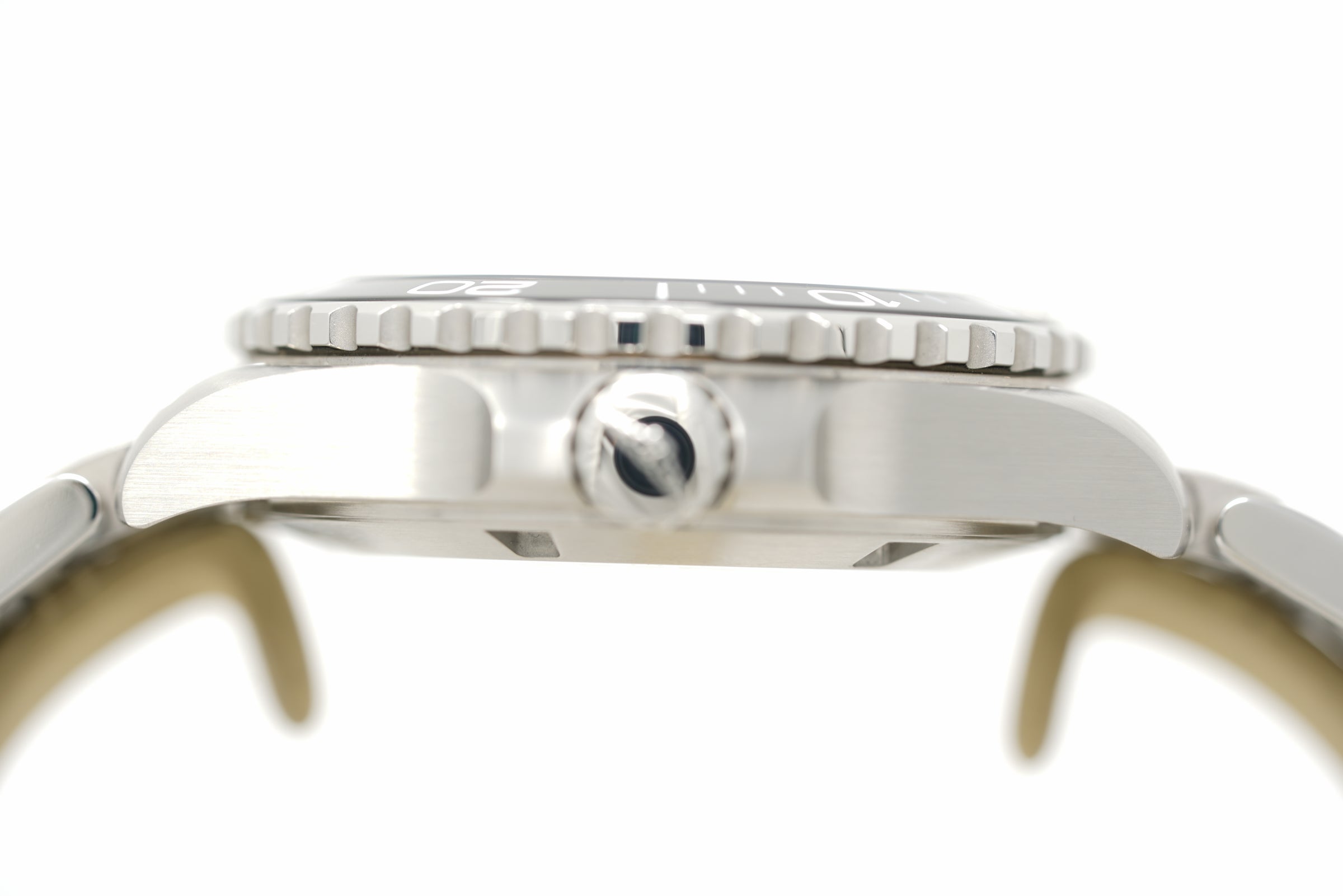 Pre-Owned Longines HydroConquest GMT L3.790.4.56.6