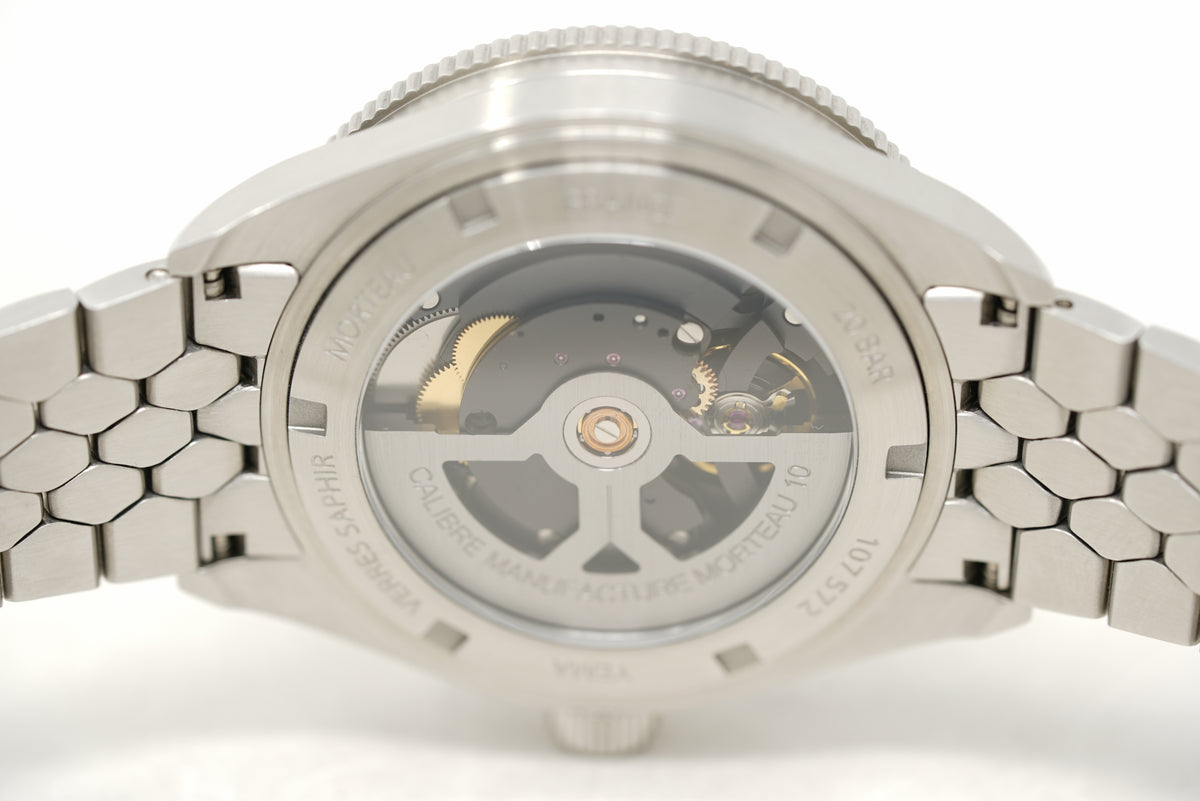 Pre-Owned Yema Superman Dato CMM.10 12.25.11.57.SE.M2