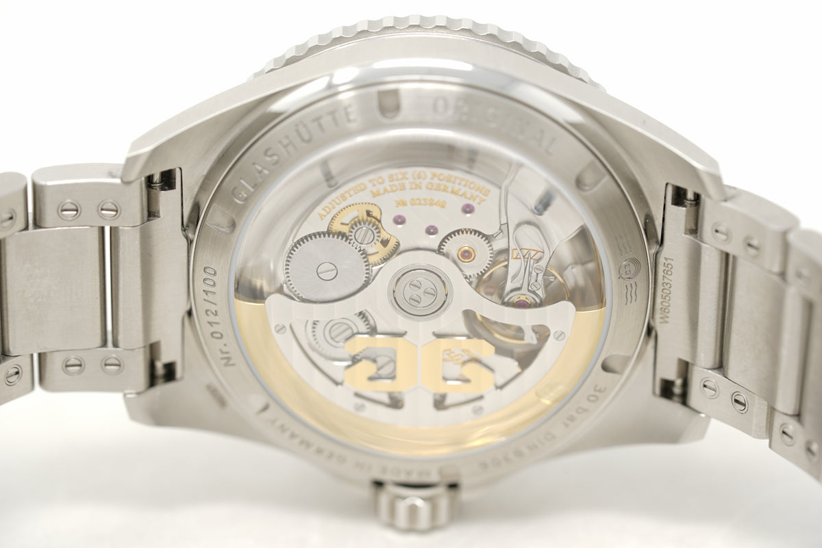 Pre-Owned Glashütte Original SeaQ Panorama Date 'Northern Tide' 1-36-13-08-80-70