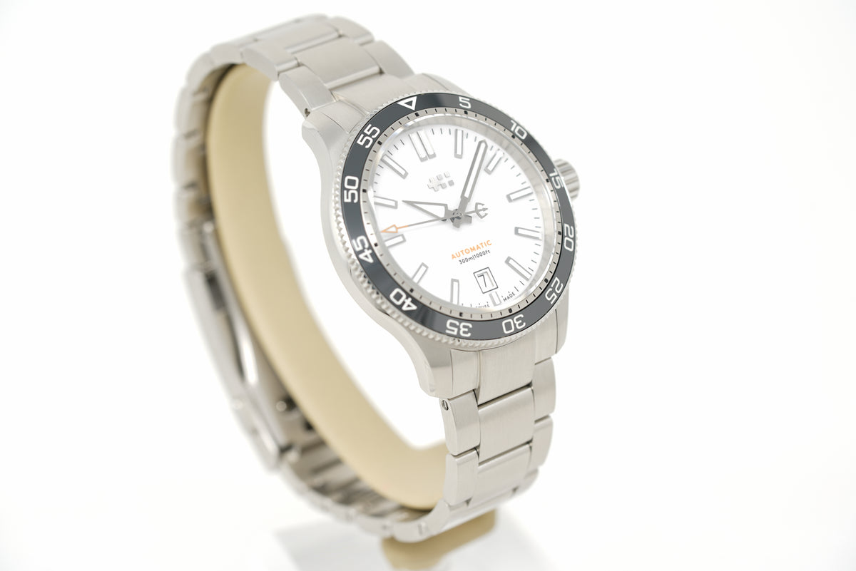 Pre-Owned Christopher Ward C60 Trident Pro 300 C60-40ADA31S0KW1