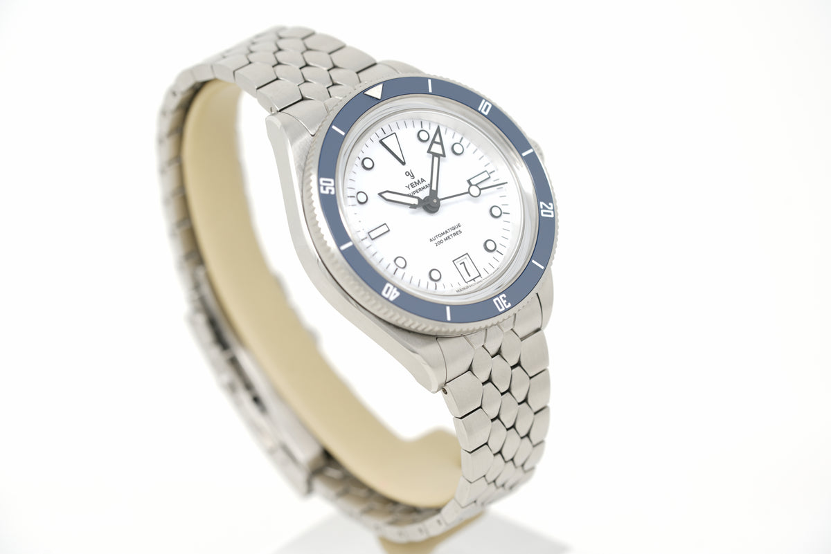 Pre-Owned Yema Superman Dato CMM.10 12.25.11.57.SE.M2