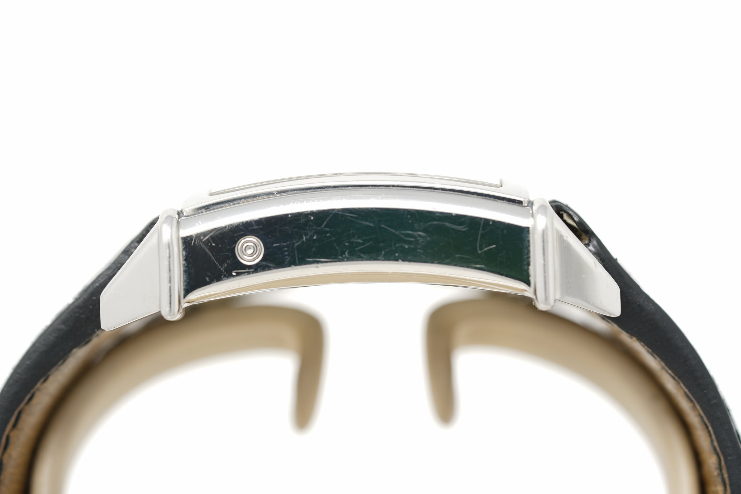 Pre-Owned Girard Perregaux Vintage 1945 Triple Calendar 25810-11-651-BA6A