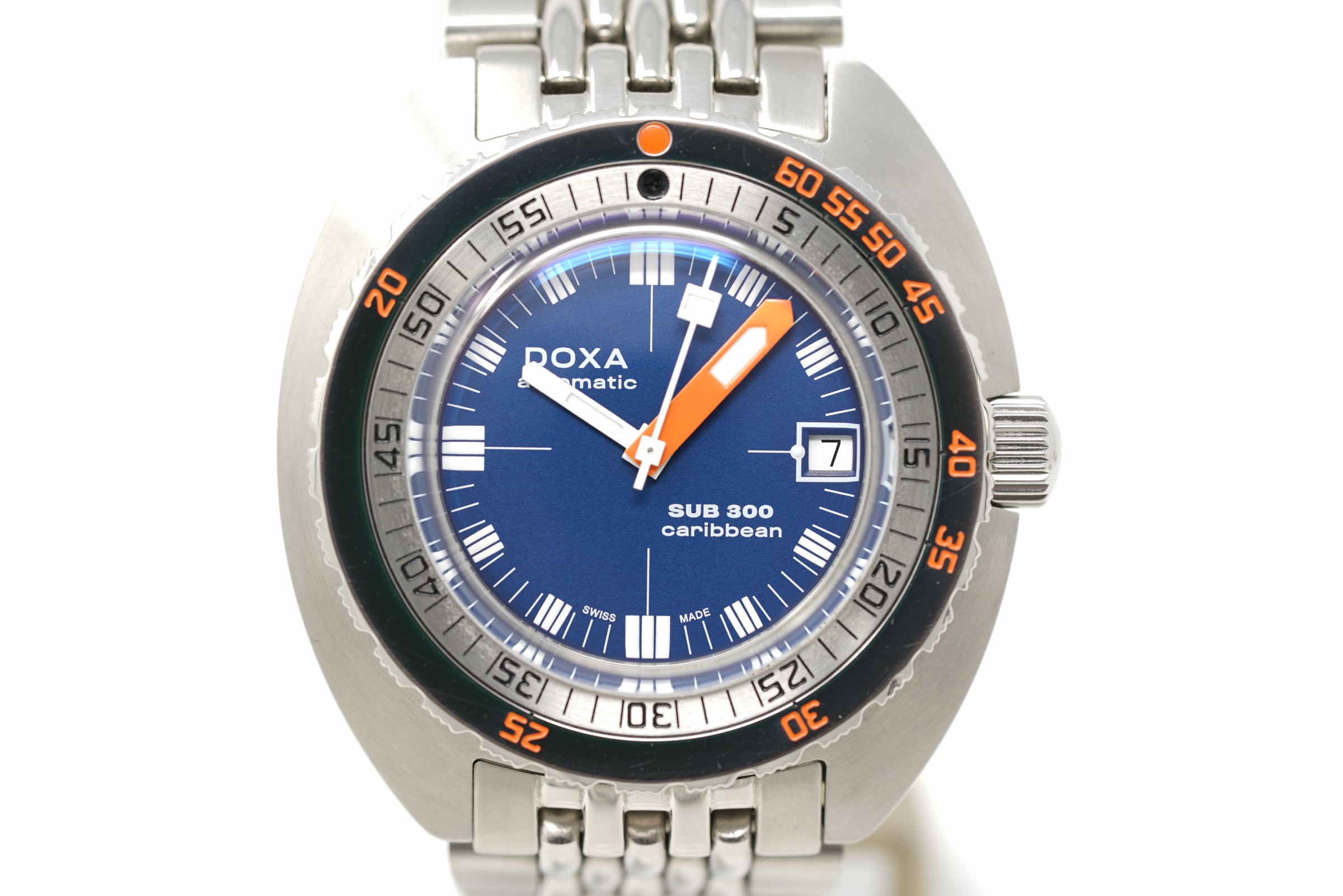 Pre-Owned Doxa SUB 300 Caribbean 821.10.201.10