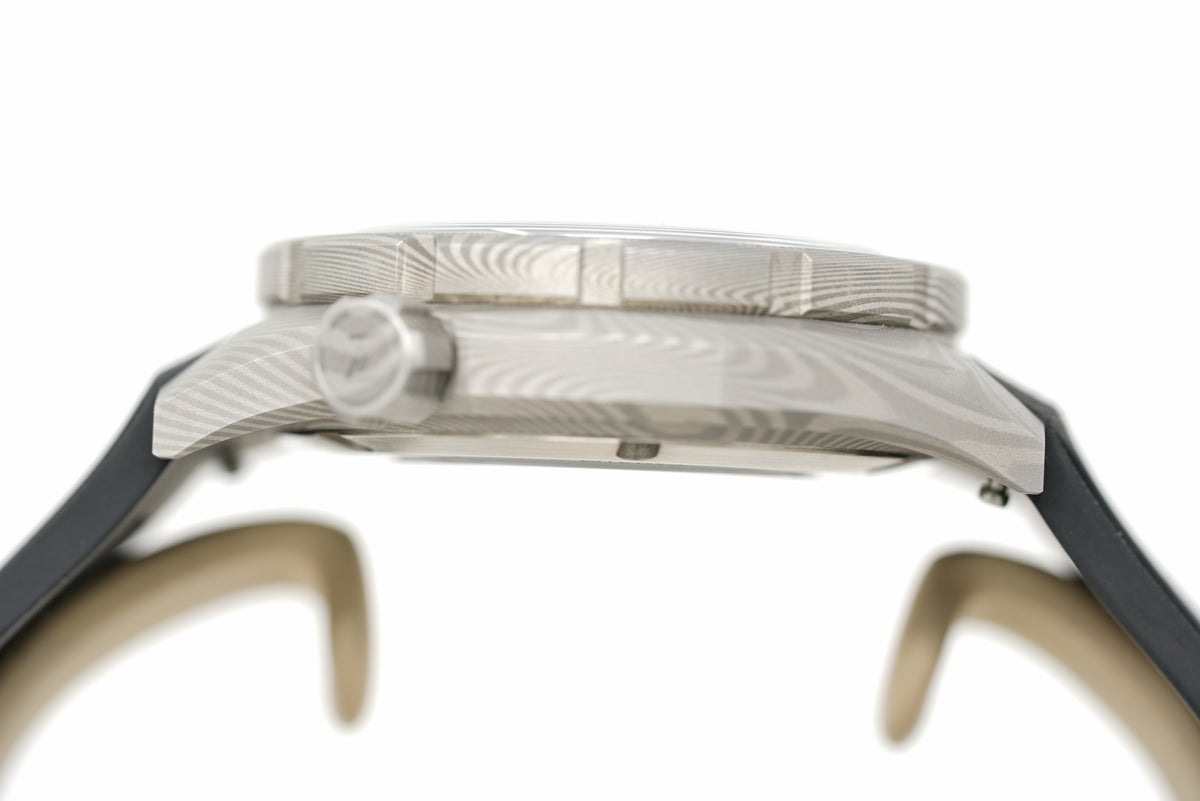 Pre-Owned Zelos Thresher 41mm Damascus Ti Limited Edition