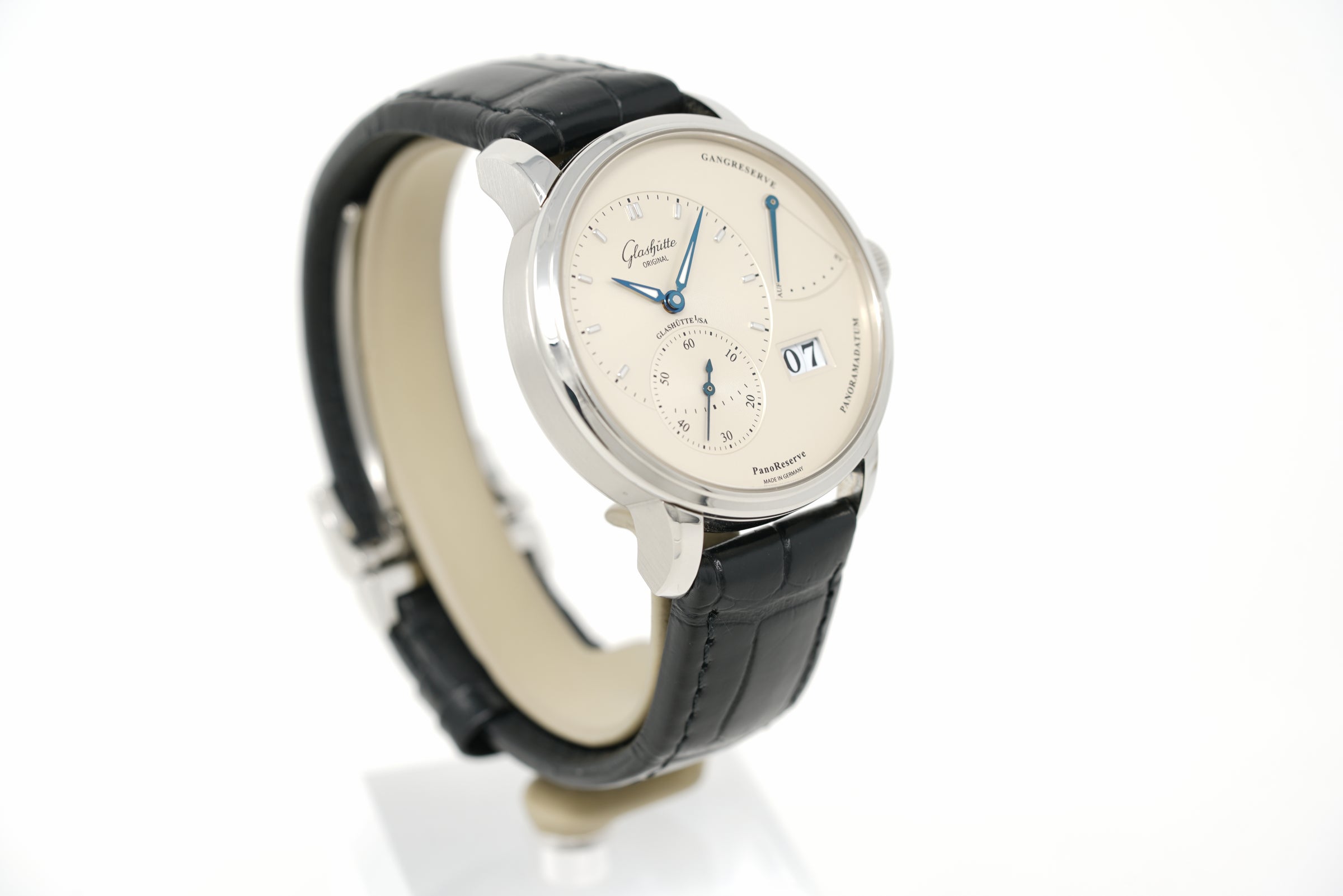 Pre-Owned Glashütte Original PanoReserve 1-65-01-22-12-04