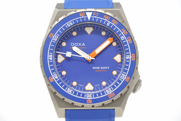 Pre-Owned Doxa SUB 600T Pacific 861.50.231.33