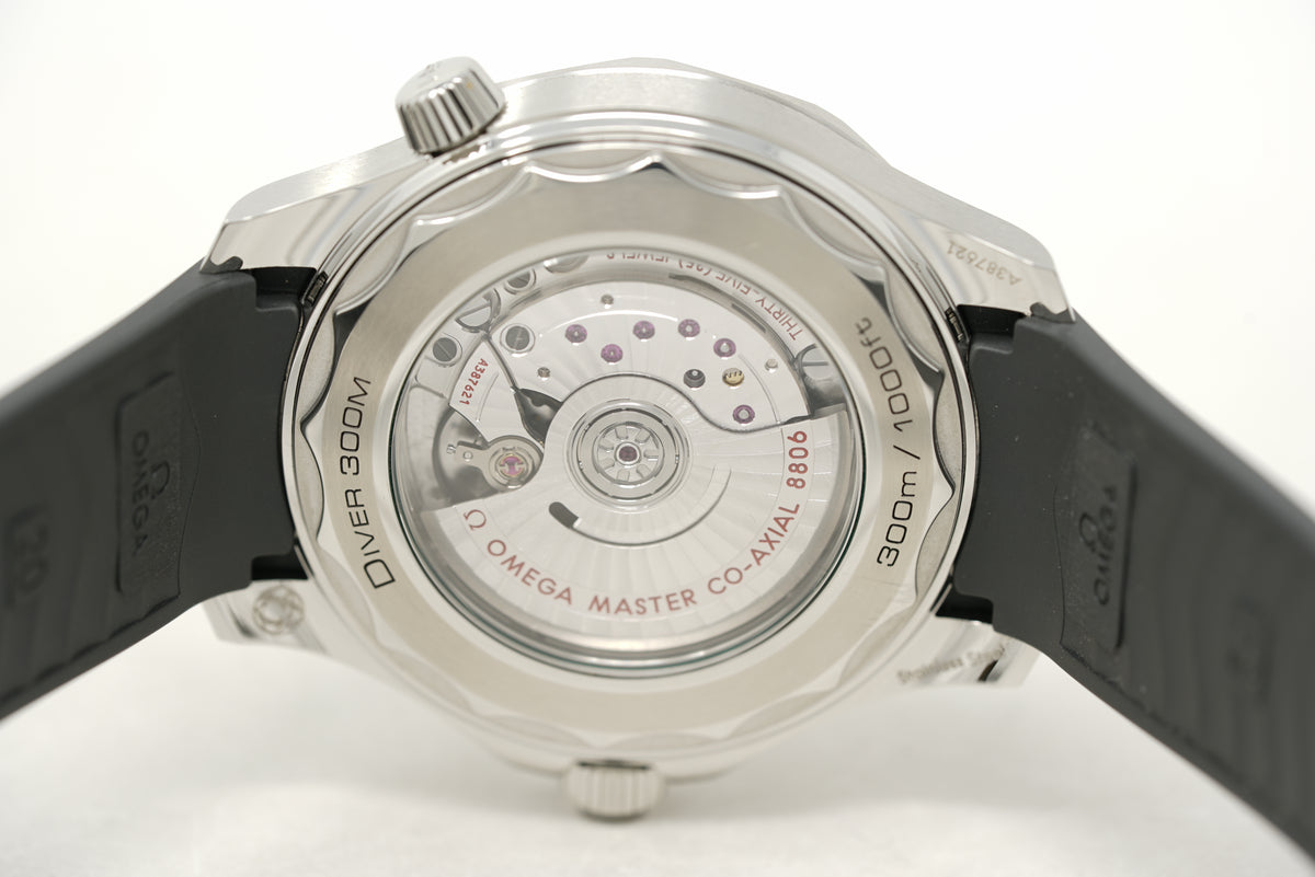 Pre-Owned Omega Seamaster Diver 300M 210.32.42.20.06.002