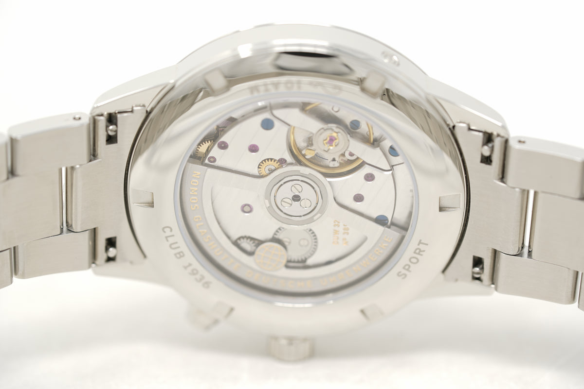 Pre-Owned Nomos Glashütte Club Sport Neomatik Worldtimer Blue 790