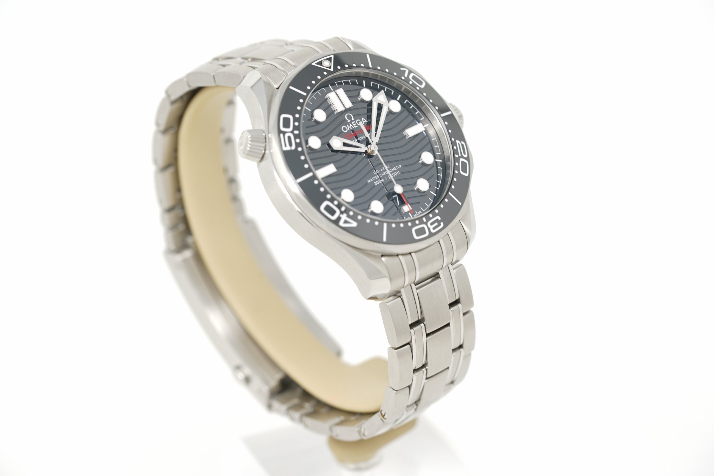 Pre-Owned Omega Seamaster Diver 300M 210.32.42.20.01.001
