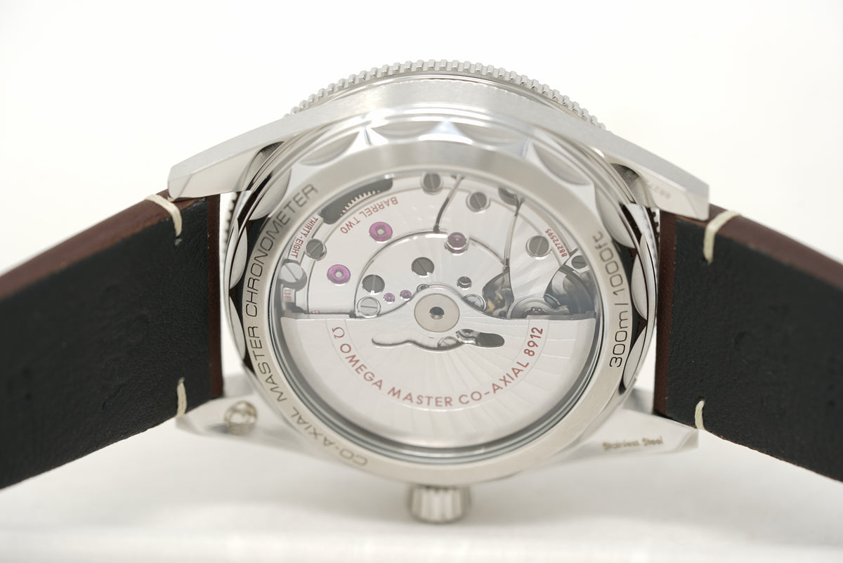 Pre-Owned Omega Seamaster 300 234.32.41.21.01.001