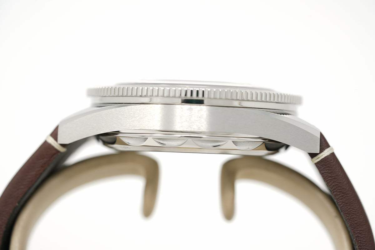 Pre-Owned Omega Seamaster 300 234.32.41.21.01.001