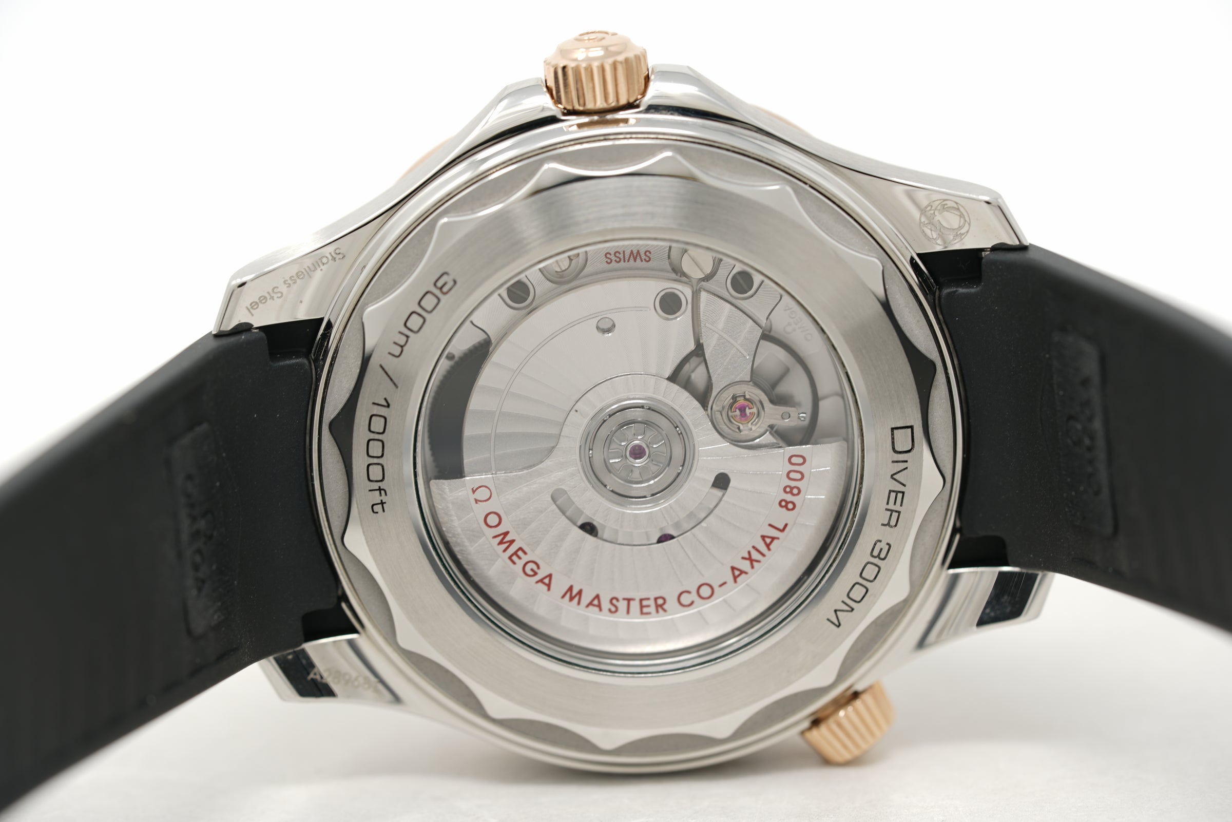 Pre-Owned Omega Seamaster Diver 300M Steel - Sedna™ Gold 210.22.42.20.01.002