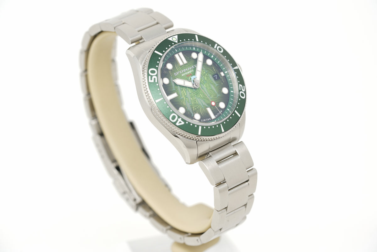Pre-Owned Spinnaker Croft Mid-Size Auto Dolphin Project LE SP-5177-22