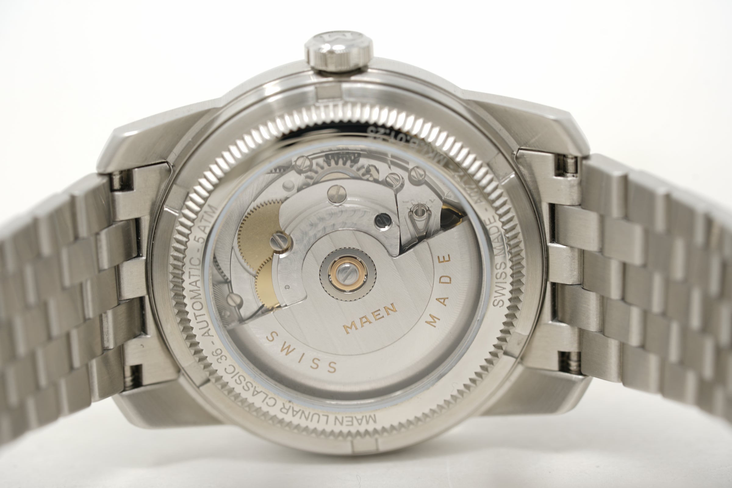 Pre-Owned Maen Lunar Classic 36 Salmon M7.1.3