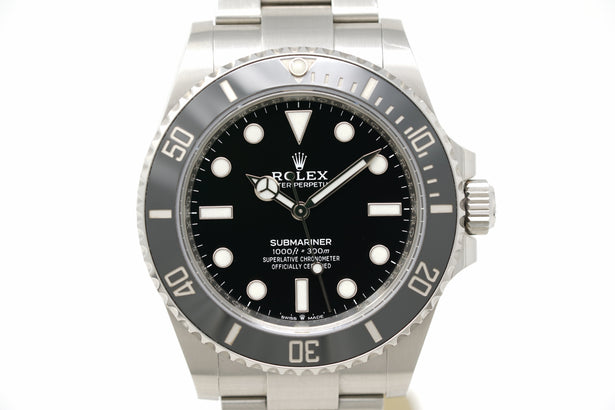 Pre-Owned Rolex Submariner M124060-0001