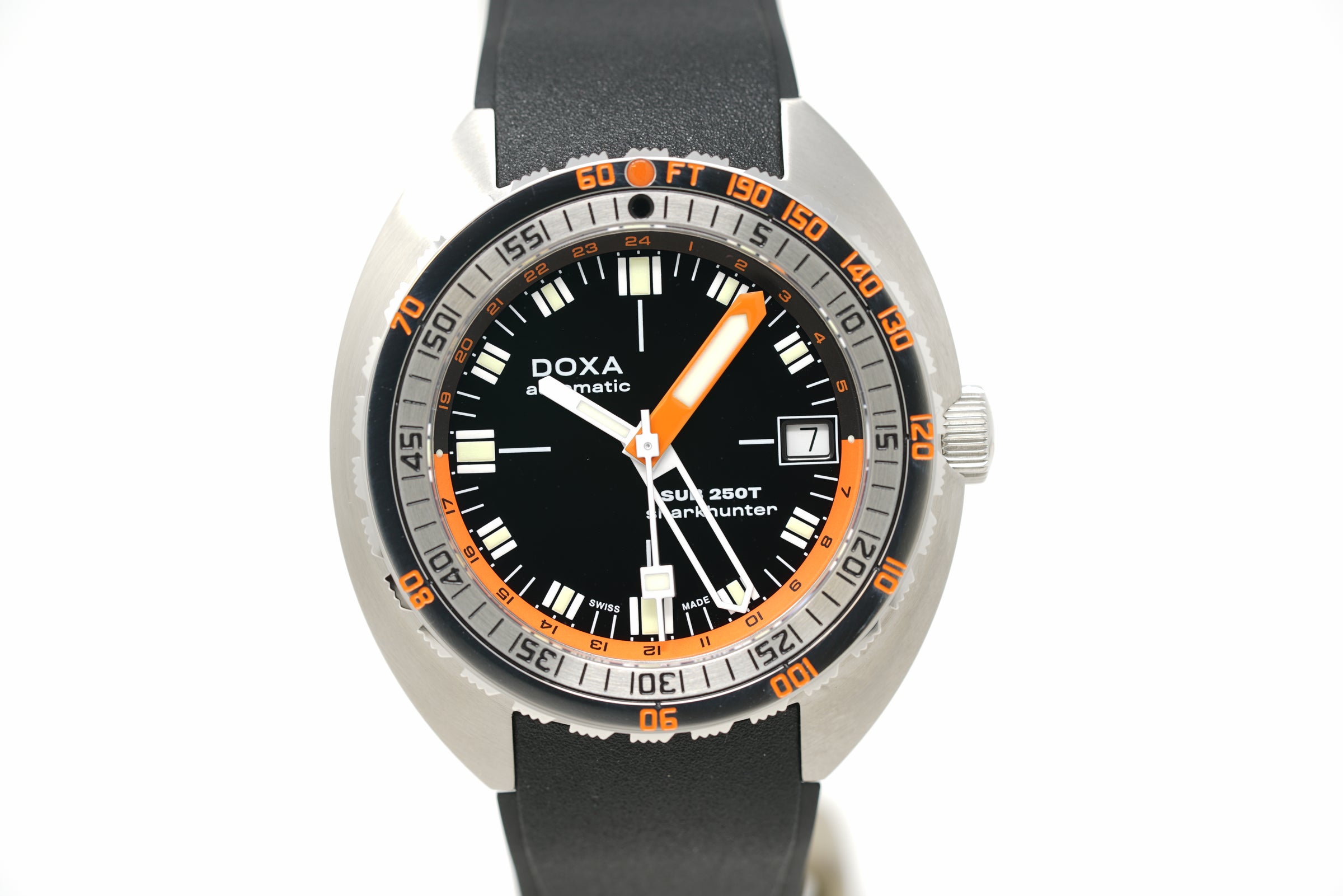 Pre-Owned Doxa SUB 250T GMT Sharkhunter 855.10.101.20