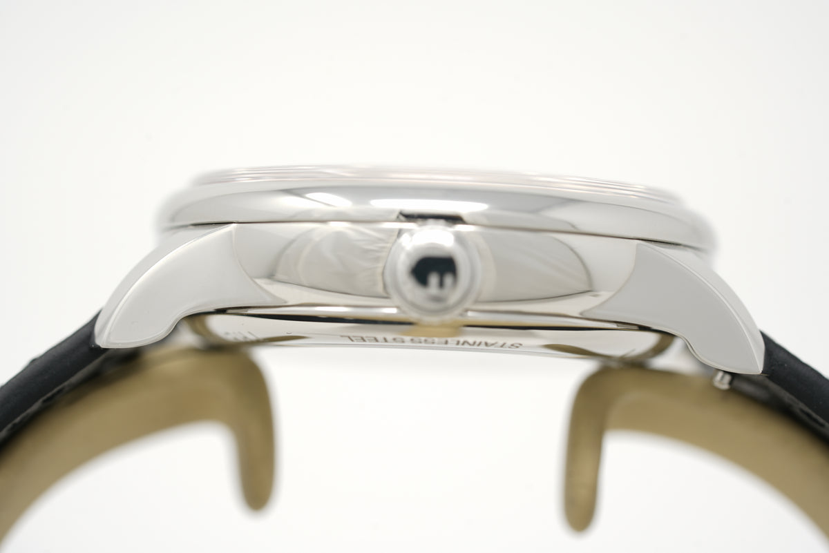 Pre-Owned Louis Erard x The Horophile Metropolis La Petite Seconde Salmon 34248AA64.BVA150