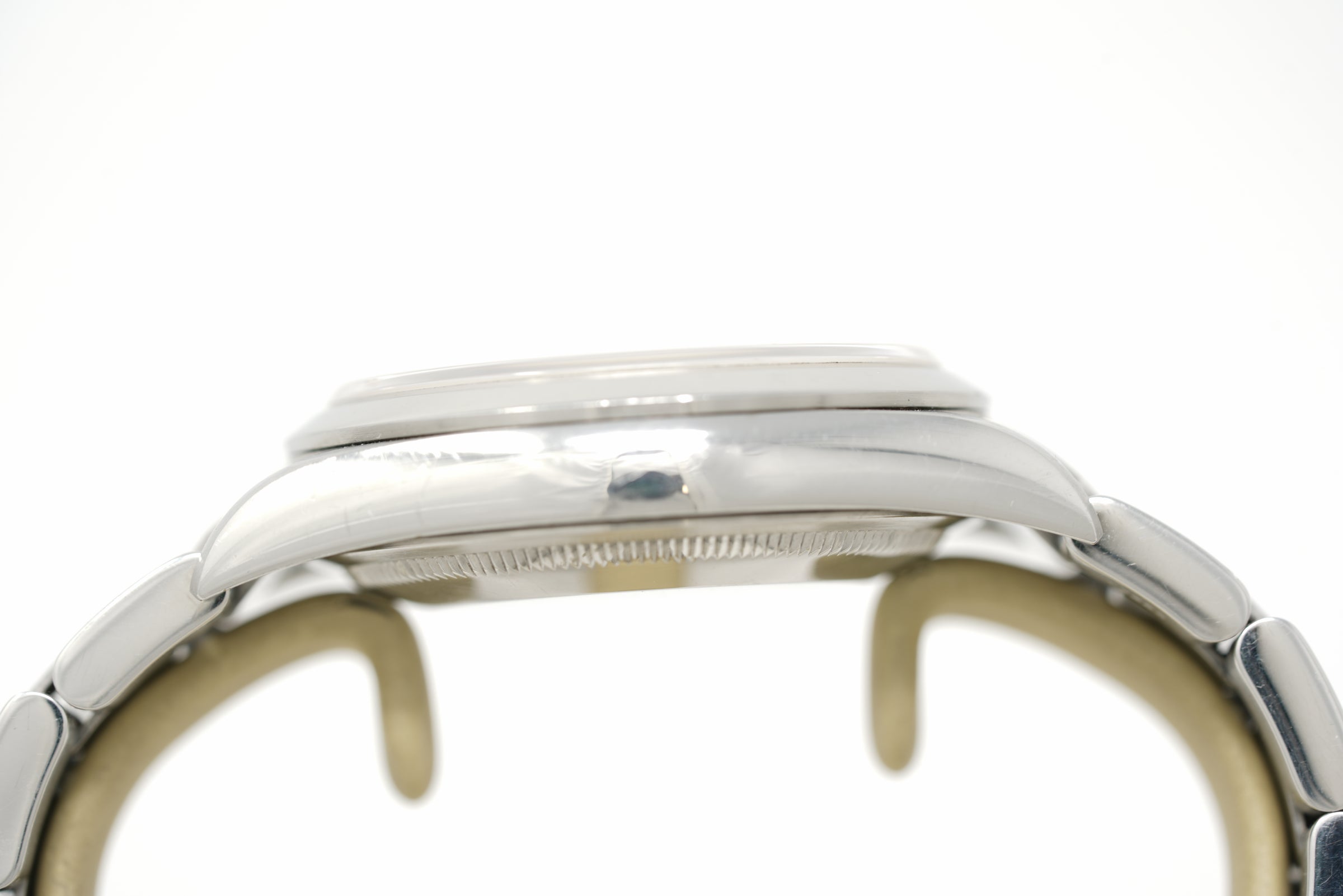 Pre-Owned Rolex Explorer 114270 Y Serial
