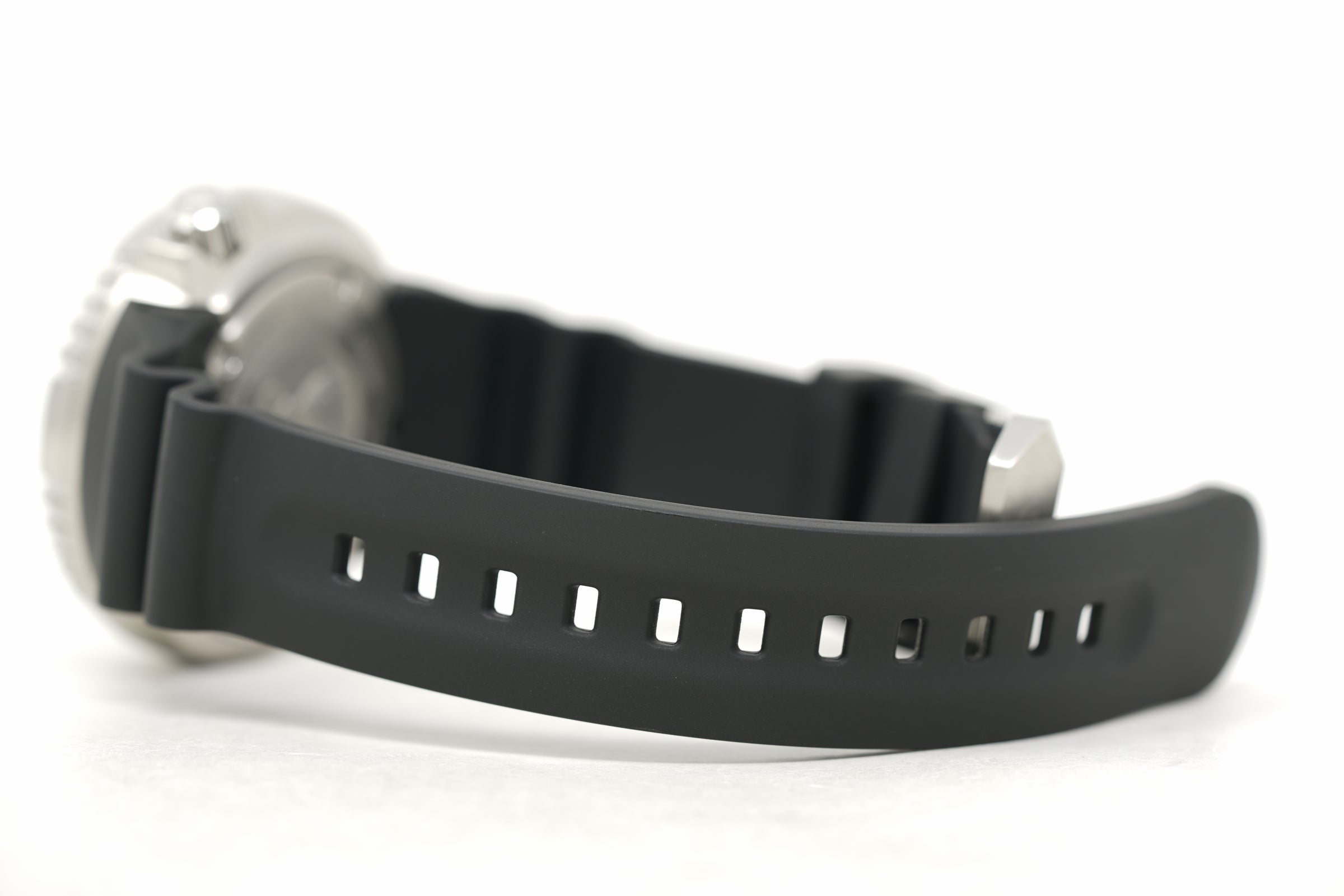 Pre-Owned Citizen Promaster Marine Professional Diver BN1024-01E