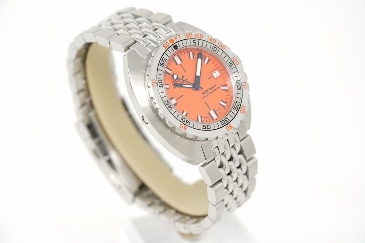 Pre-Owned Doxa SUB 300T Professional 840.10.351.10